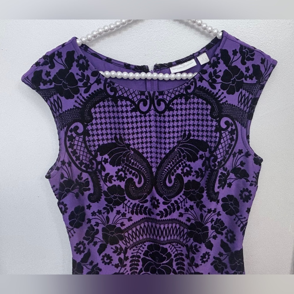 New York & Company Purple and Black Ebony Patterned Dress Size: Small - Picture 4 of 4